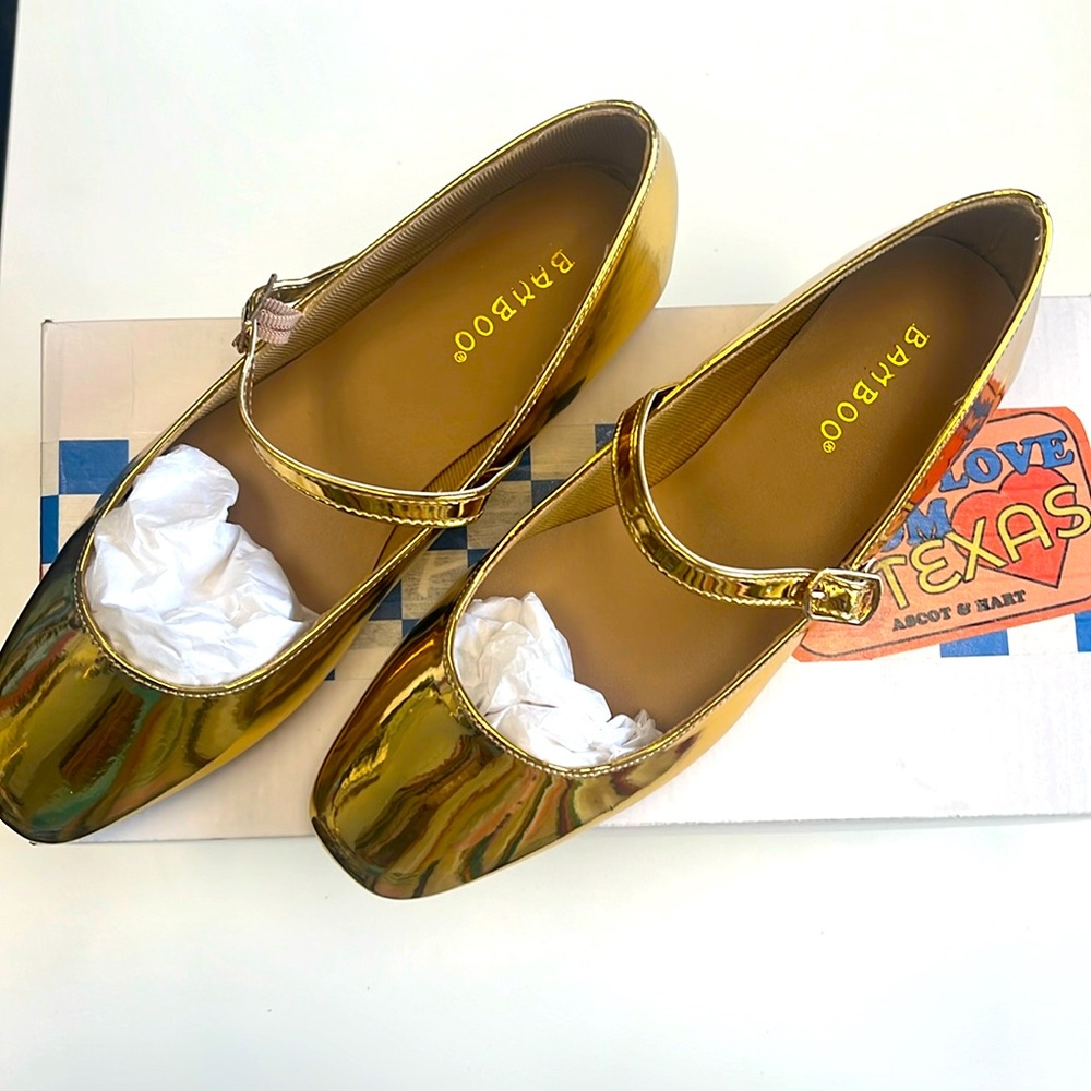 Ascot & Hart Gold Ballerina Flats